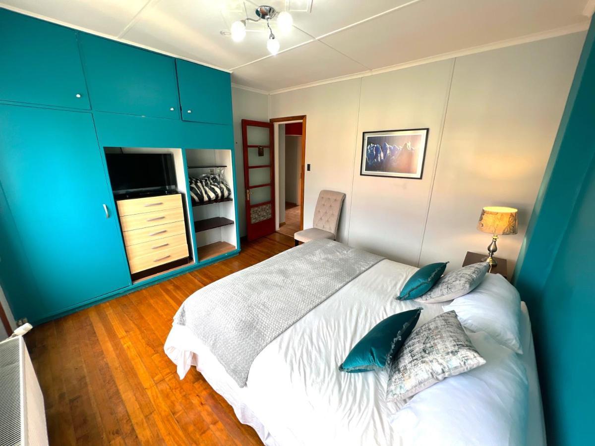 Incredible Downtown Duplex With Interior Backyard Apartman Punta Arenas Kültér fotó
