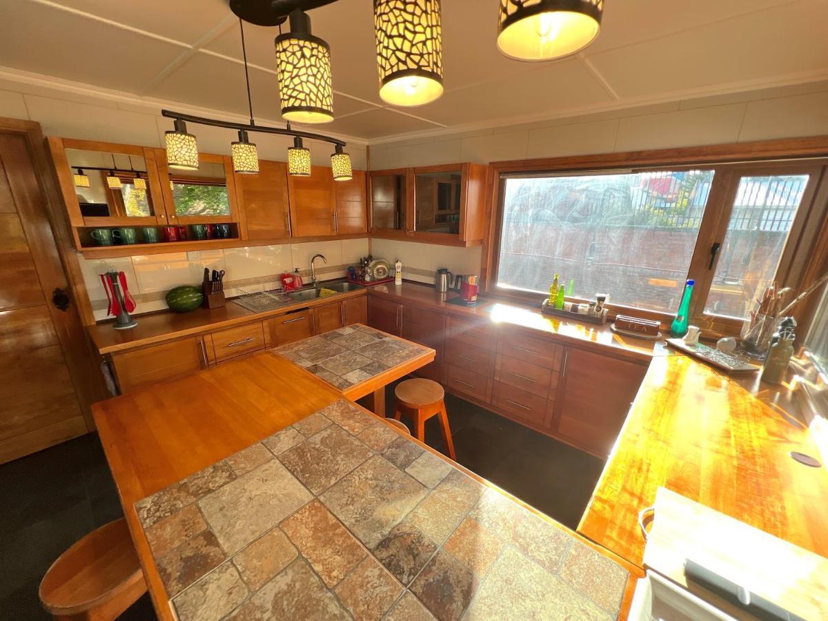 Incredible Downtown Duplex With Interior Backyard Apartman Punta Arenas Kültér fotó